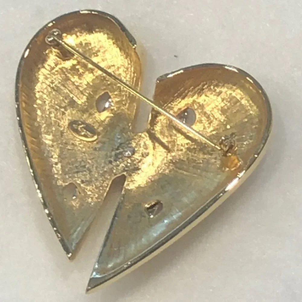 KEYES MENDED BROKEN HEART SHINY GOLD TONE BROOCH